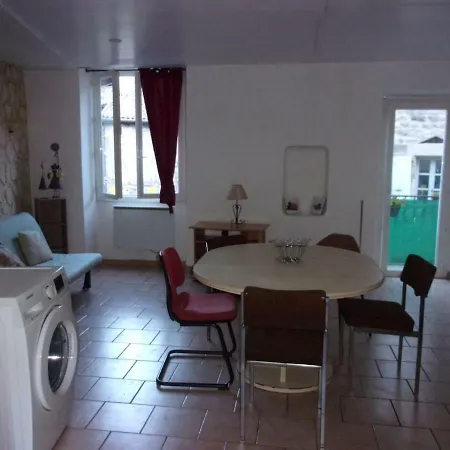 Casa de Férias Triplex Douillet Largentière